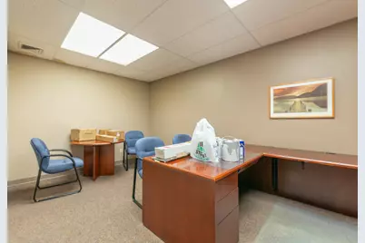 210 W Spring Street, Freeport, IL 61032 - Photo 50