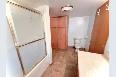4102 8th Avenue, East Moline, IL 61244 - Photo 6