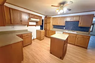 4102 8th Ave, East Moline, IL 61244 - Photo 10