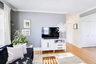 1424 W Cullom Ave, Chicago, IL 60613 - Photo 6