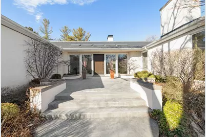 2705 Bentley Road, Highland Park, IL 60035 - Photo 2