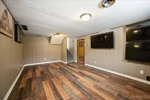 921 Birchwood Dr, Sycamore, IL 60178 - Photo 18