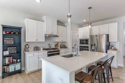 [Address not provided], Sugar Grove, IL 60554 - Photo 8