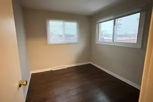 4864 Carol St, Skokie, IL 60077 - Photo 22