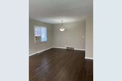 4864 Carol Street #D, Skokie, IL 60077 - Photo 8