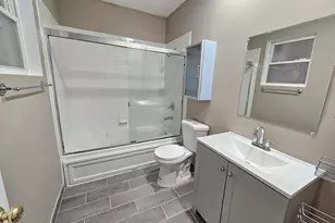 1069 N Marshfield Ave, Chicago, IL 60622 - Photo 18