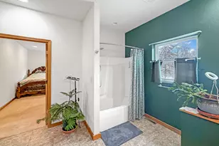 3197 S Baileyville Rd, Freeport, IL 61032 - Photo 56