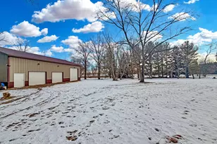 3197 S Baileyville Rd, Freeport, IL 61032 - Photo 16