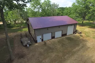 3197 S Baileyville Rd, Freeport, IL 61032 - Photo 8