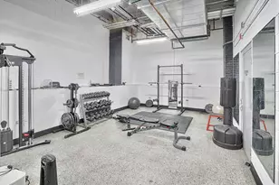 770 W Gladys Ave, Chicago, IL 60661 - Photo 12