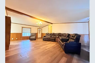 410 W Mable Street, Harrisburg, IL 62946 - Photo 4