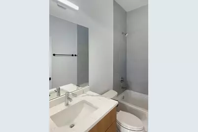 1304 S Ashland Avenue #400, Chicago, IL 60608 - Photo 8