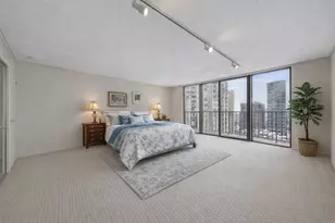 1440 N State St, Chicago, IL 60610 - Photo 16