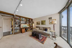 1440 N State St, Chicago, IL 60610 - Photo 14