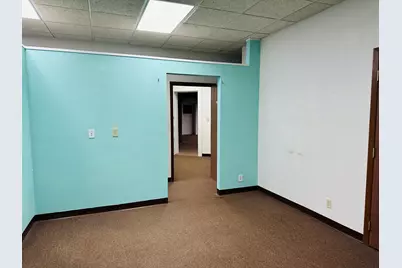 773 W Lincoln Boulevard #204A, Freeport, IL 61032 - Photo 4