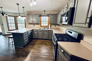 10151 E Hickory Ridge Dr, Rochelle, IL 61068 - Photo 10