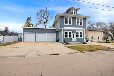 605 Grove Street, Aurora, IL 60505 - Photo 2