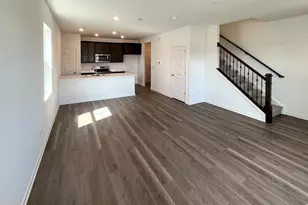 2270 Barbera Dr, Oswego, IL 60543 - Photo 4