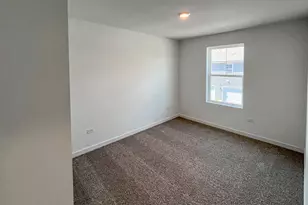 2270 Barbera Dr, Oswego, IL 60543 - Photo 12