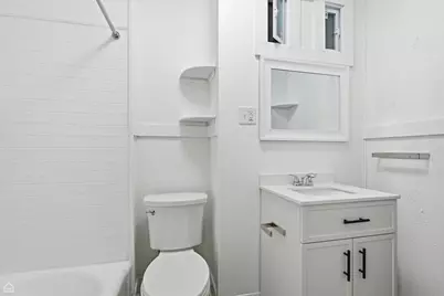 107 1/2 Dean Street #2N, Woodstock, IL 60098 - Photo 14