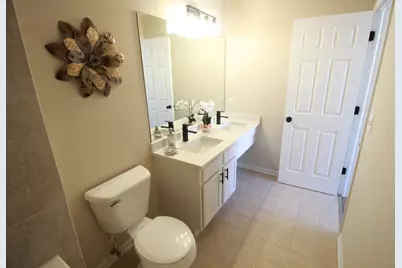 1947 W Crestview Circle, Romeoville, IL 60446 - Photo 20