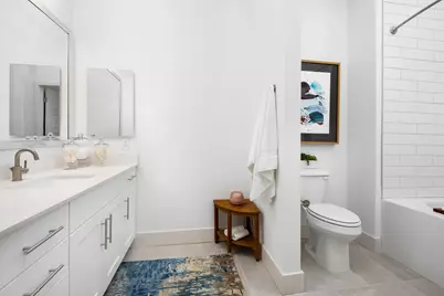 555 Lakeview Parkway #003, Vernon Hills, IL 60061 - Photo 10