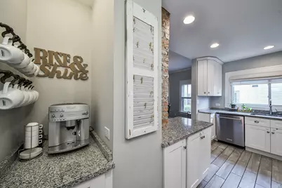 522 S West Street, Wheaton, IL 60187 - Photo 12