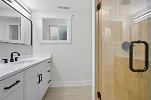 6109 W Berenice Ave, Chicago, IL 60634 - Photo 30