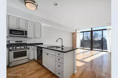 2225 W Wabansia Avenue #503, Chicago, IL 60647 - Photo 2