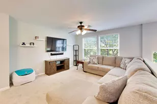 2478 Anna Wy, Elgin, IL 60124 - Photo 8