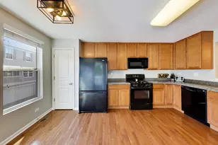 2478 Anna Wy, Elgin, IL 60124 - Photo 16