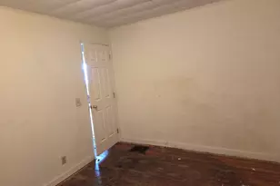 207 E Dayton St, Harrisburg, IL 62946 - Photo 12