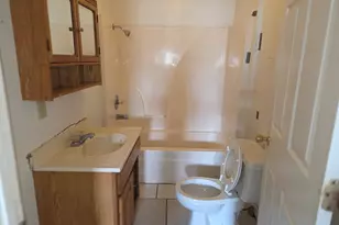 207 E Dayton St, Harrisburg, IL 62946 - Photo 14