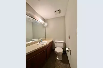 319-321 W. Locust Street, Fairbury, IL 61739 - Photo 12