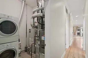 3059 N Lincoln Ave, Chicago, IL 60657 - Photo 12