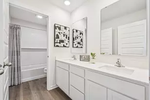 272 Snowdrop Ln, Elgin, IL 60124 - Photo 36