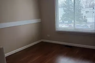 734 Colorado Ct, Carol Stream, IL 60188 - Photo 6