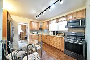 3104 N 76th Ct, Elmwood Park, IL 60707 - Photo 14