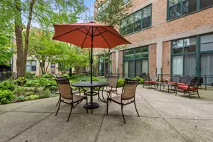 601 Linden Pl, Evanston, IL 60202 - Photo 14