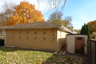 1815 E Grove St, Arlington Heights, IL 60004 - Photo 16