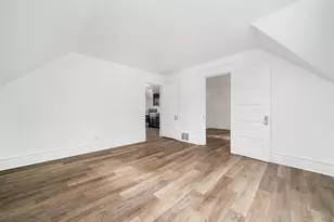 906 S 5th St, Rockford, IL 61104 - Photo 6