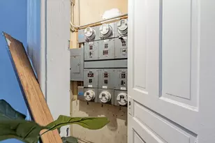 3242 S Hoyne Ave, Chicago, IL 60608 - Photo 30