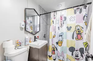 3242 S Hoyne Ave, Chicago, IL 60608 - Photo 10