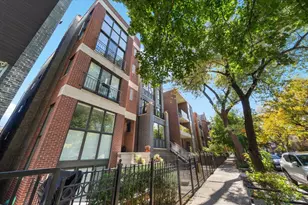 2329 N Leavitt St, Chicago, IL 60647 - Photo 28