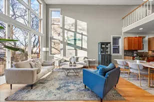 2329 N Leavitt St, Chicago, IL 60647 - Photo 8