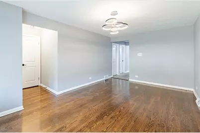 8139 S Exchange Avenue, Chicago, IL 60617 - Photo 2