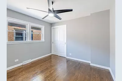 8139 S Exchange Avenue, Chicago, IL 60617 - Photo 12