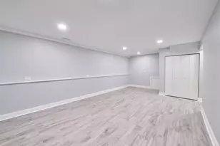 18207 Ravisloe Terrace, Country Club Hills, IL 60478 - Photo 16