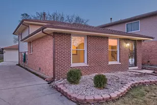 18207 Ravisloe Terrace, Country Club Hills, IL 60478 - Photo 24