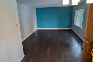 17511 Winston Dr, Country Club Hills, IL 60478 - Photo 6